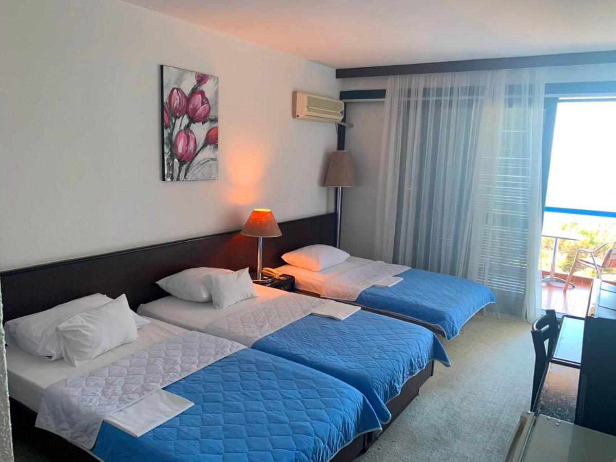 Corpus B - Hotel Albatros Ulcinj Chambre photo