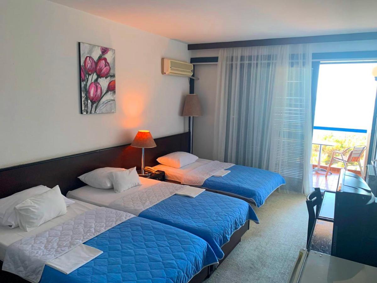 Corpus B - Hotel Albatros Ulcinj Chambre photo